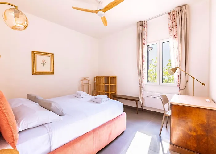 Stylish & Modern Apartment Near San Lorenzo Market