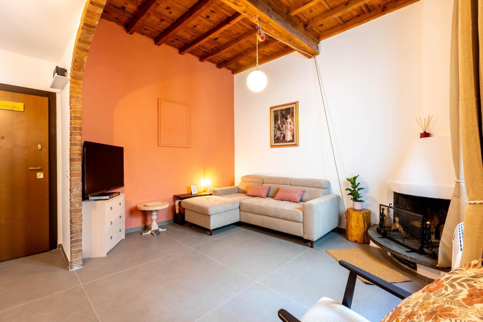 Stylish & Modern Near San Lorenzo Market Florencia
